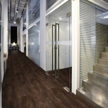 1508-ClassIc-earth-1